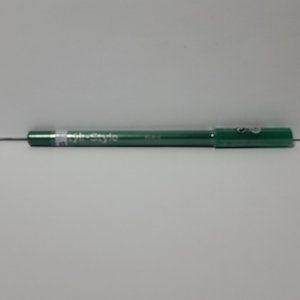 2 Styli Style Line & Seal Waterproof Eyeliner Green